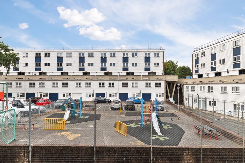 3 bed flat for sale in Benhill Wood Road, Sutton SM1 Zoopla