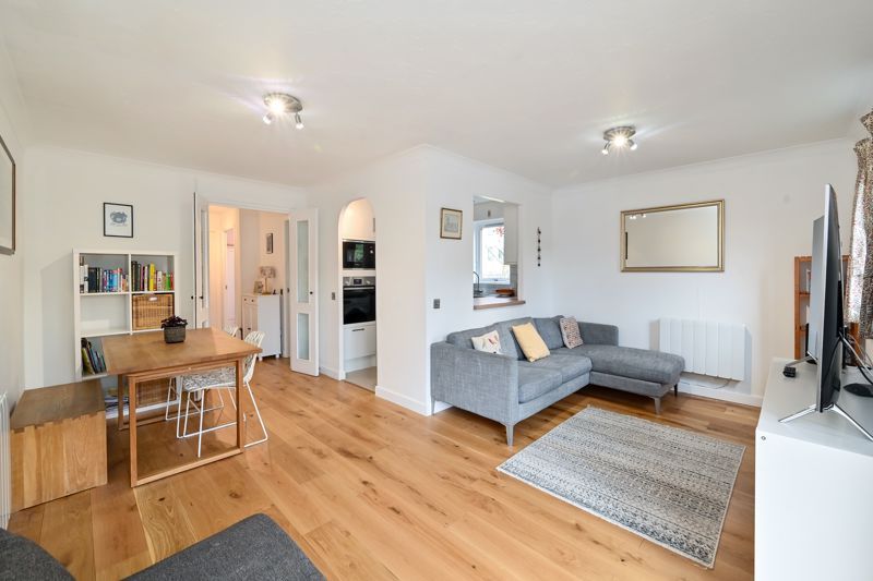 Falcon Way, Docklands, London E14