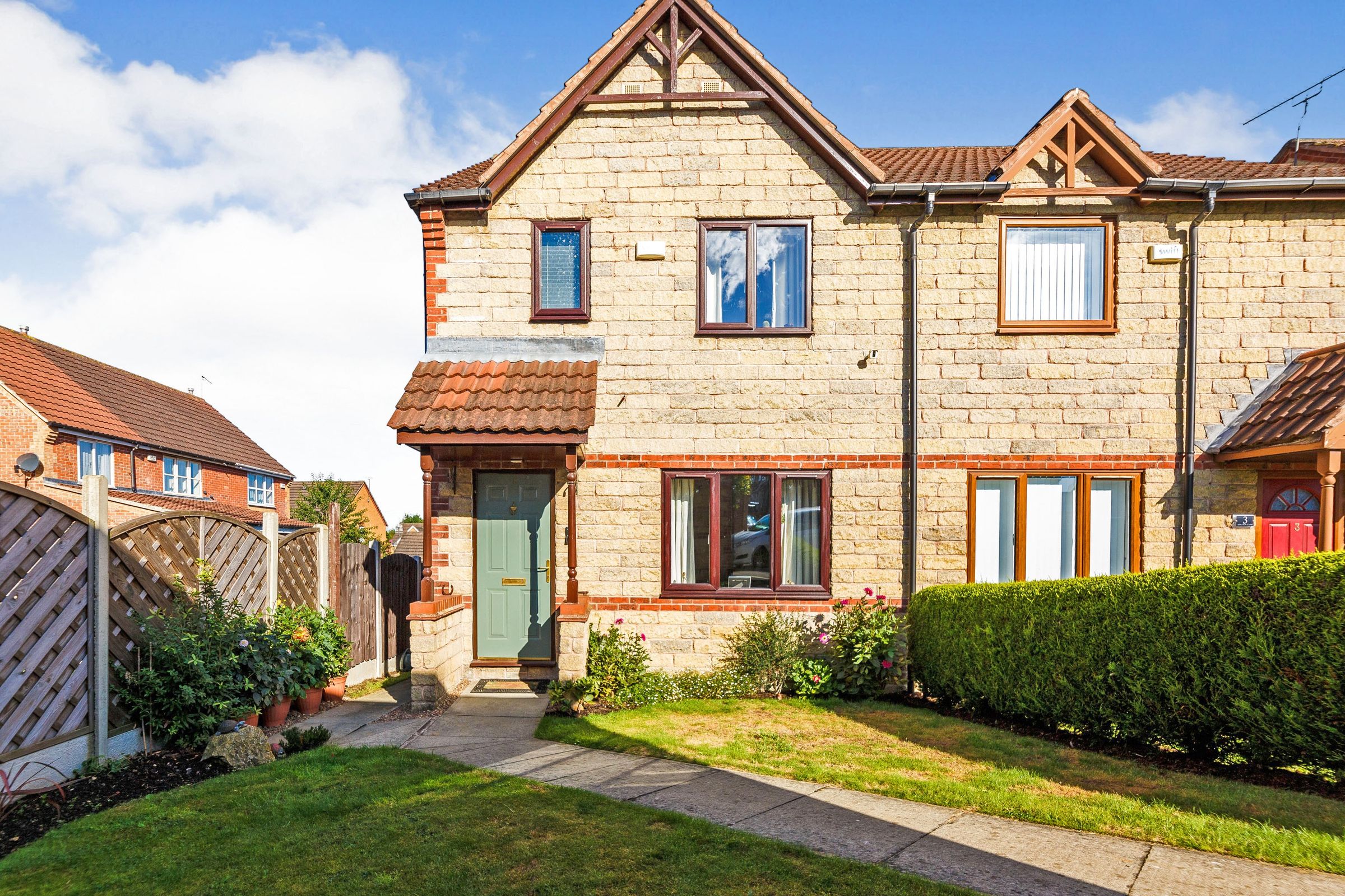 3 bed semidetached house for sale in Appleton Close, Rotherham S65