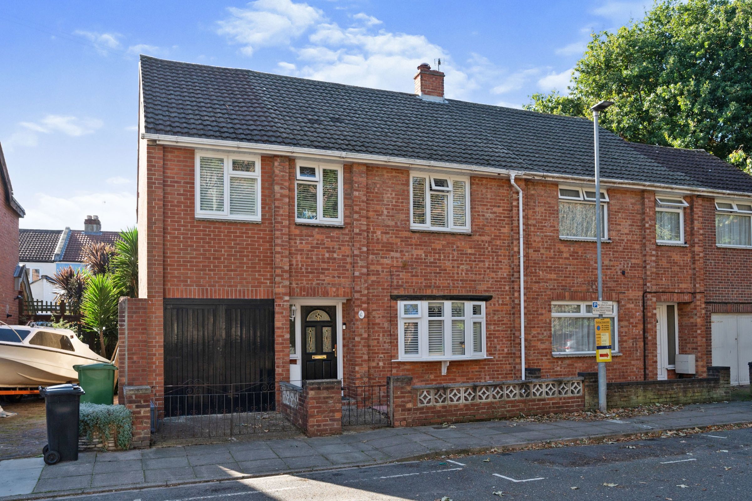 4 bed semidetached house for sale in Winstanley Road, Portsmouth PO2