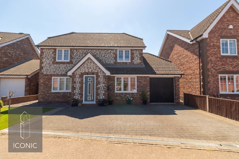4 bed detached house for sale in Kingswood Avenue, Taverham, Norwich