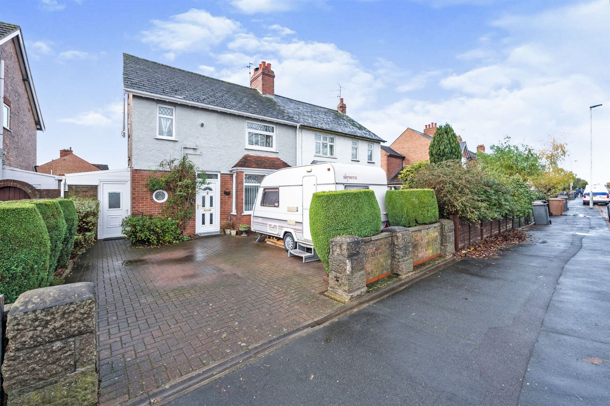 3 bed semidetached house for sale in New Road, Woodston, Peterborough