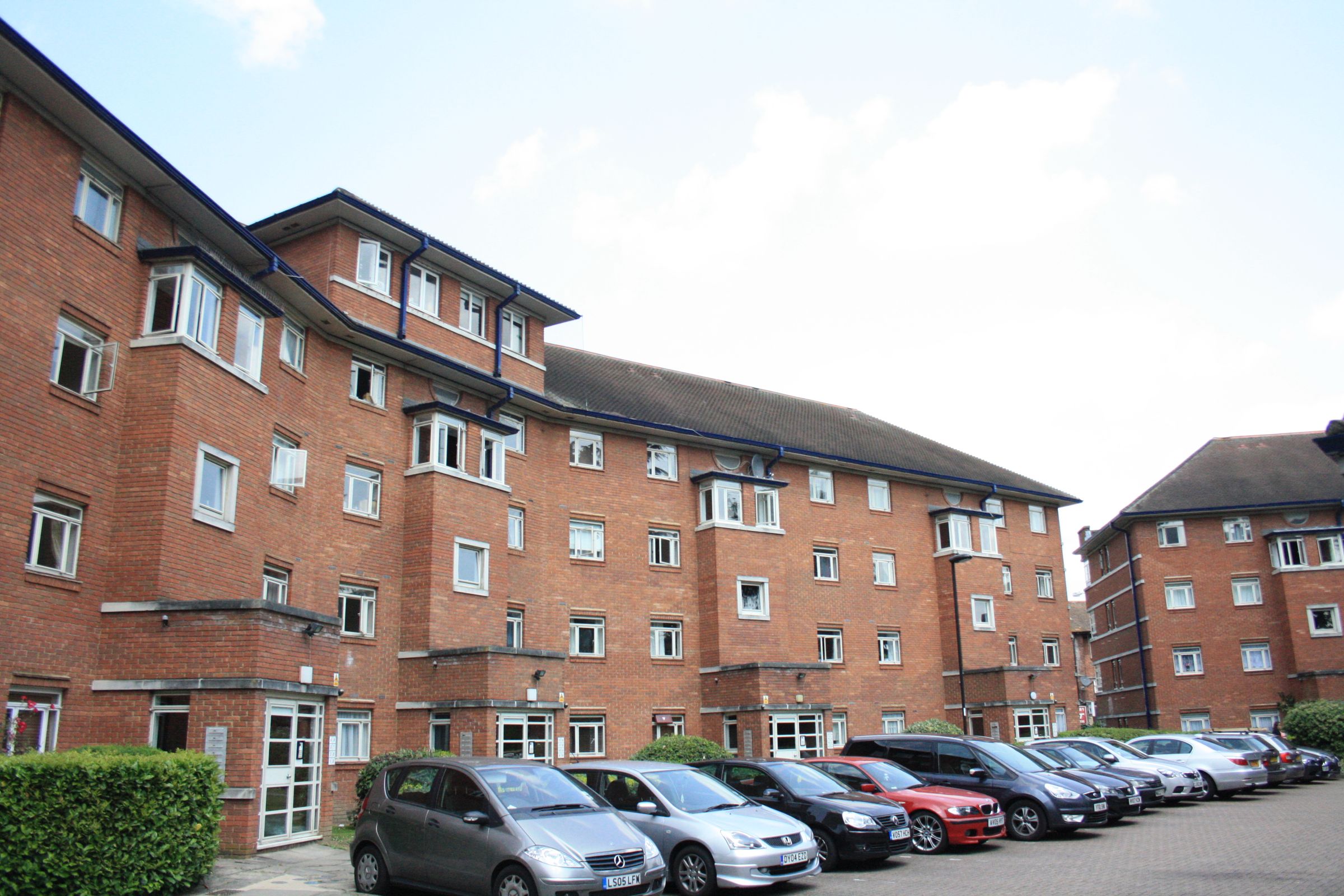1 bed flat to rent in Bourneside Crescent, Southgate N14 Zoopla