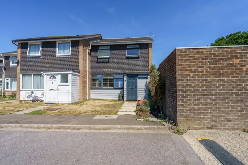 3 bed end terrace house for sale in Grove Park, Chichester PO19 Zoopla