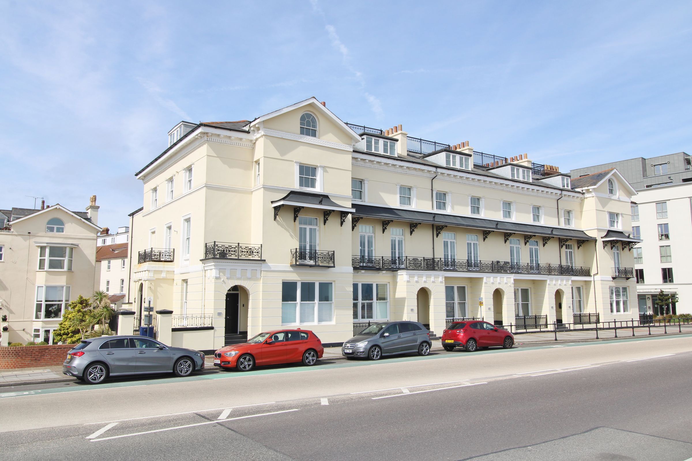 2 bed flat for sale in South Parade, Southsea PO4 Zoopla