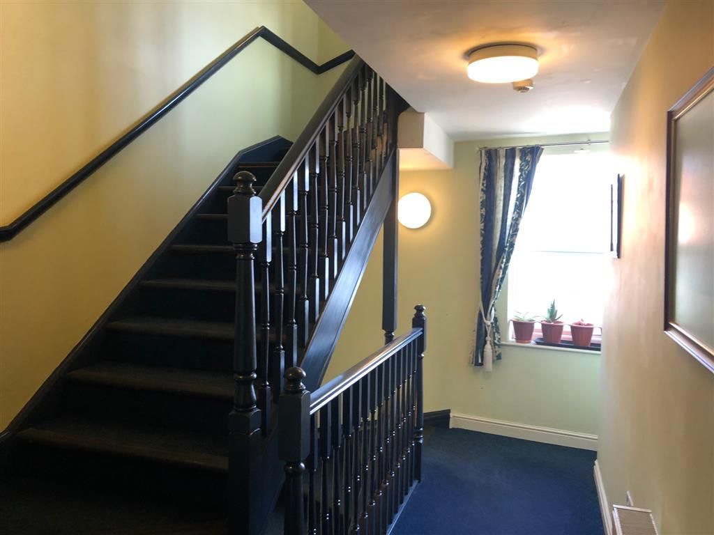 6 bed block of flats for sale in Market View, Westgate, Grantham NG31 Zoopla