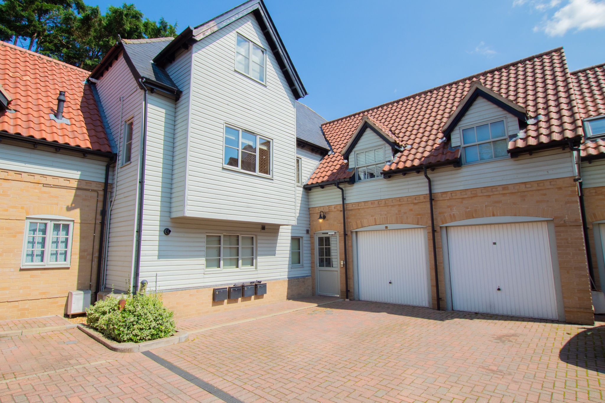 3 bed flat to rent in Mill Hill, Newmarket CB8 Zoopla