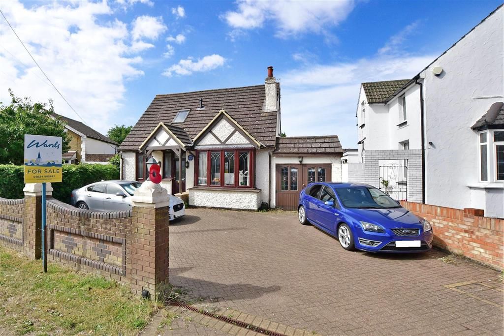 5 bed bungalow for sale in Walderslade Road, Walderslade, Chatham, Kent