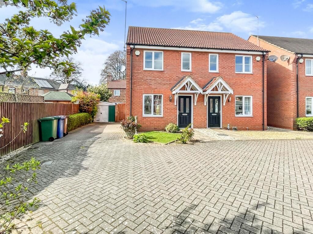 2 bed semidetached house for sale in Hermitage Close, Wisbech, Cambs