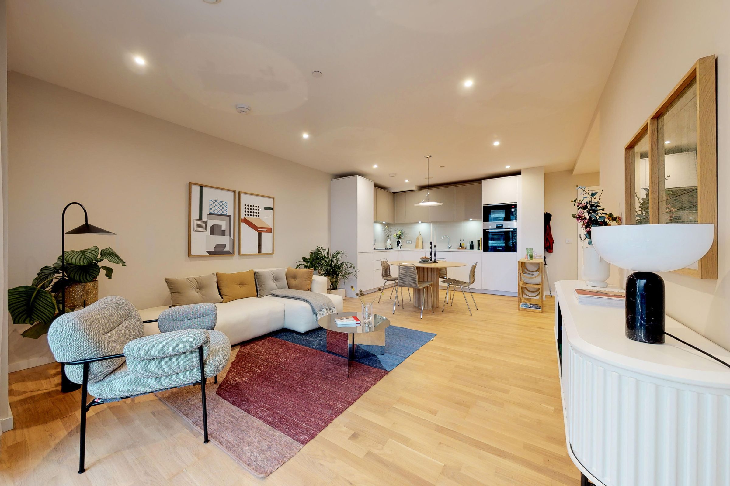 31 Waterline Way, London SE8  