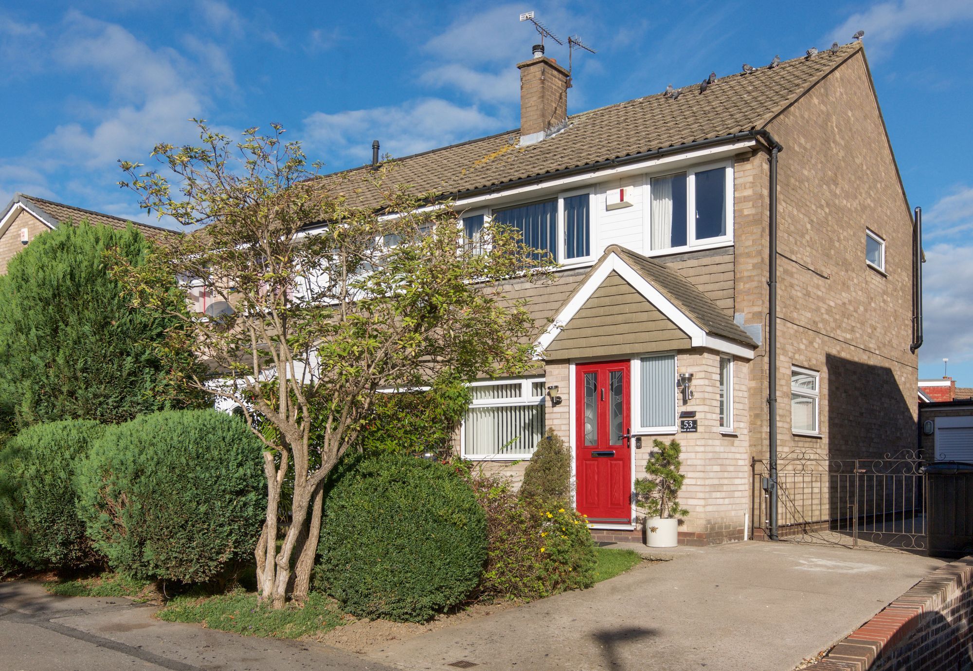 3 bed semidetached house for sale in Medlock Drive, Handsworth S13