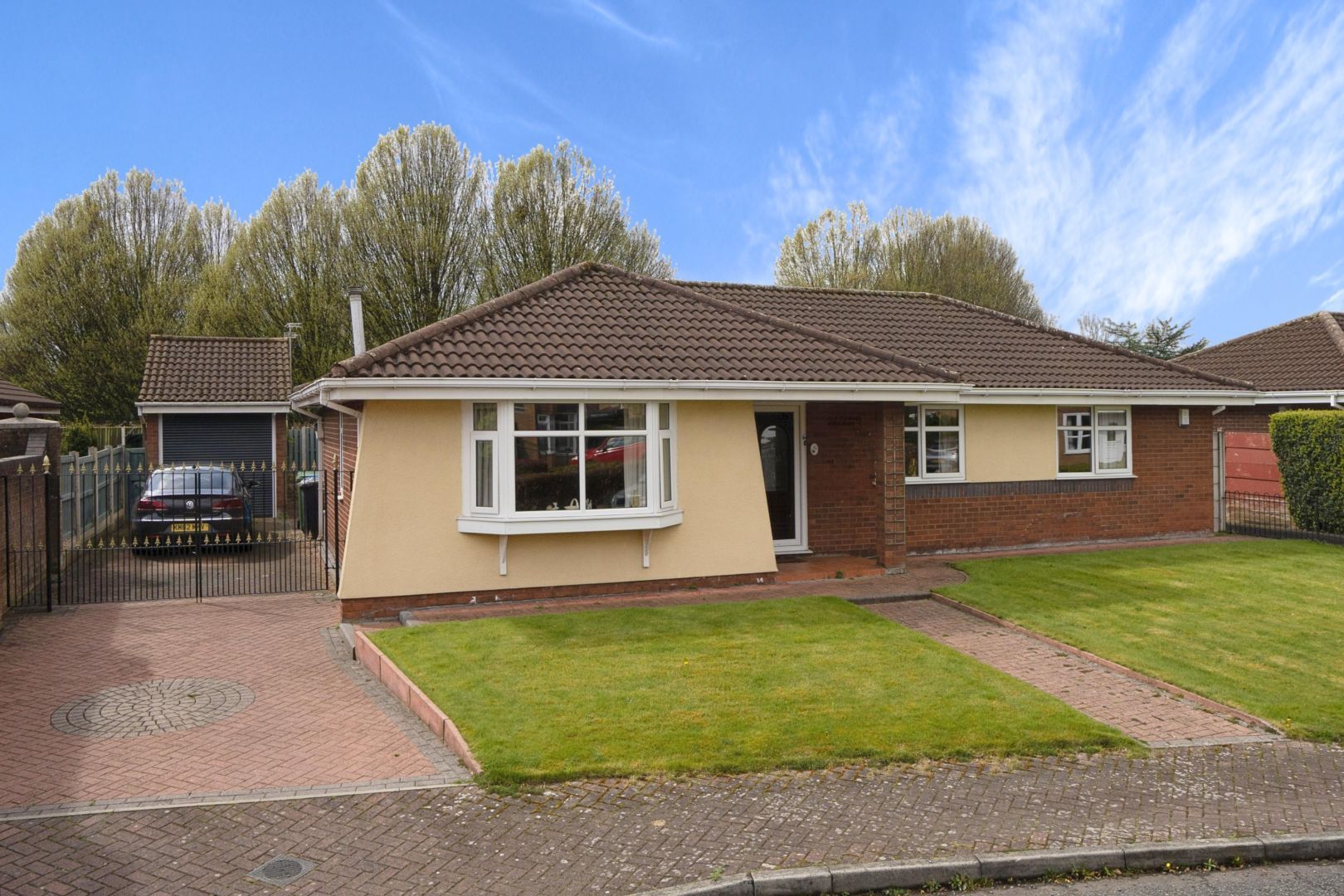 3 bed detached bungalow for sale in Falconers Green, Warrington WA5