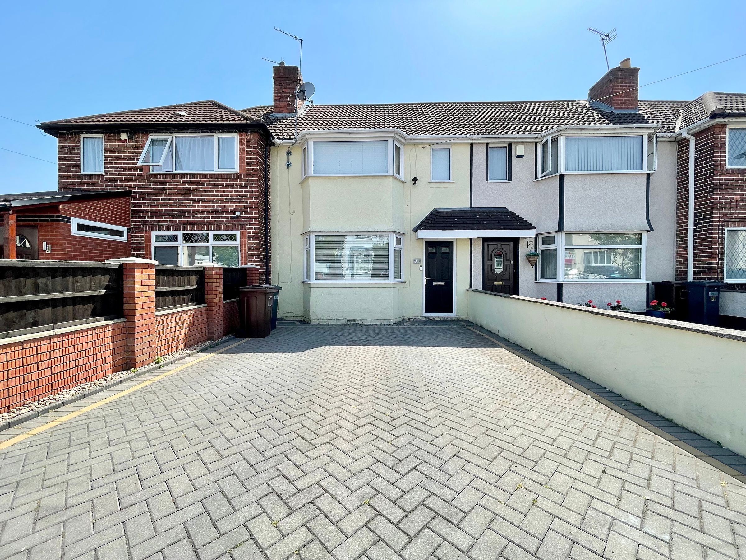 3 bed terraced house for sale in Howard Road, Solihull B92 Zoopla