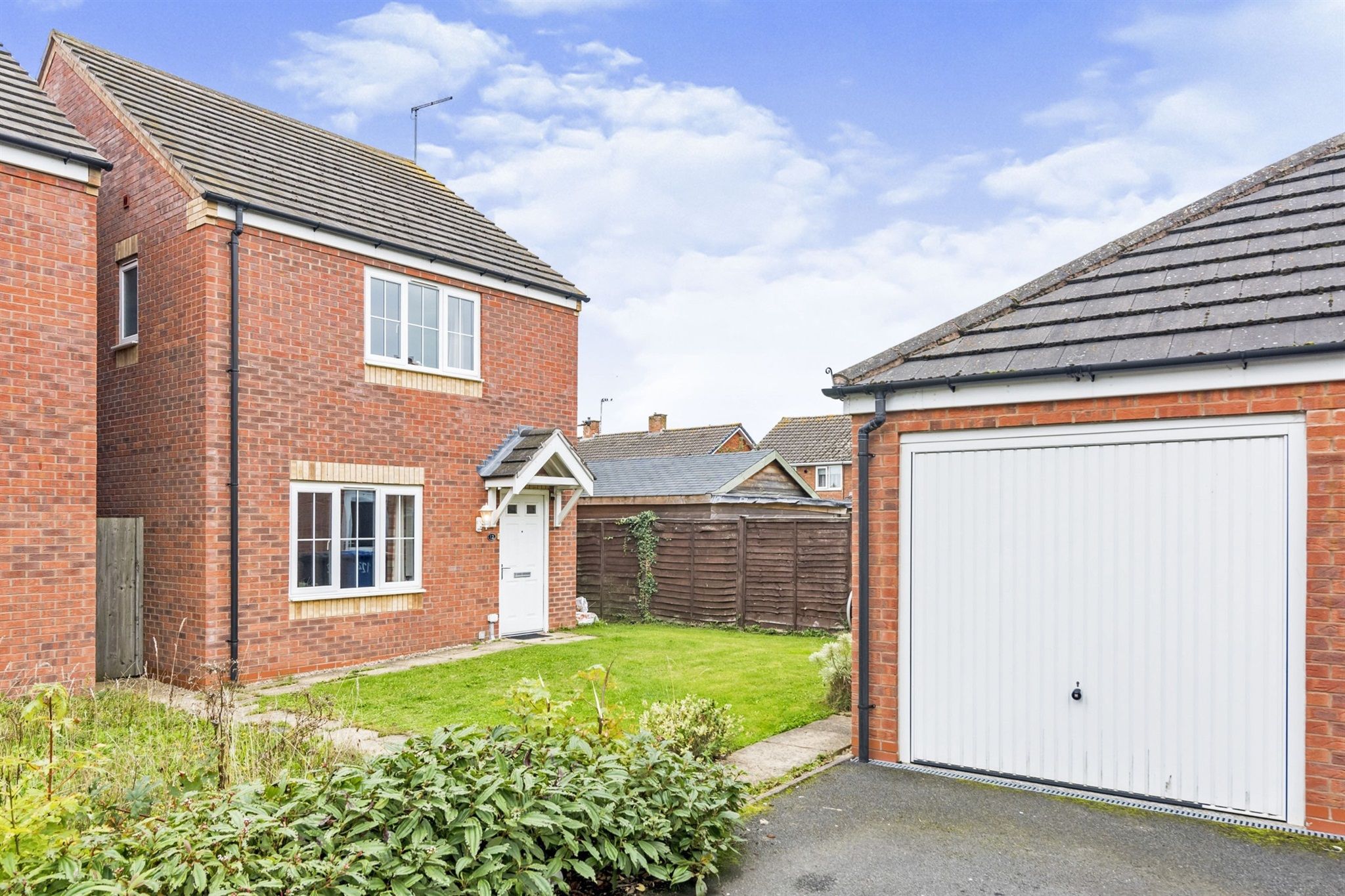 3 bed detached house for sale in Gorsey Close, Handsacre, Rugeley WS15