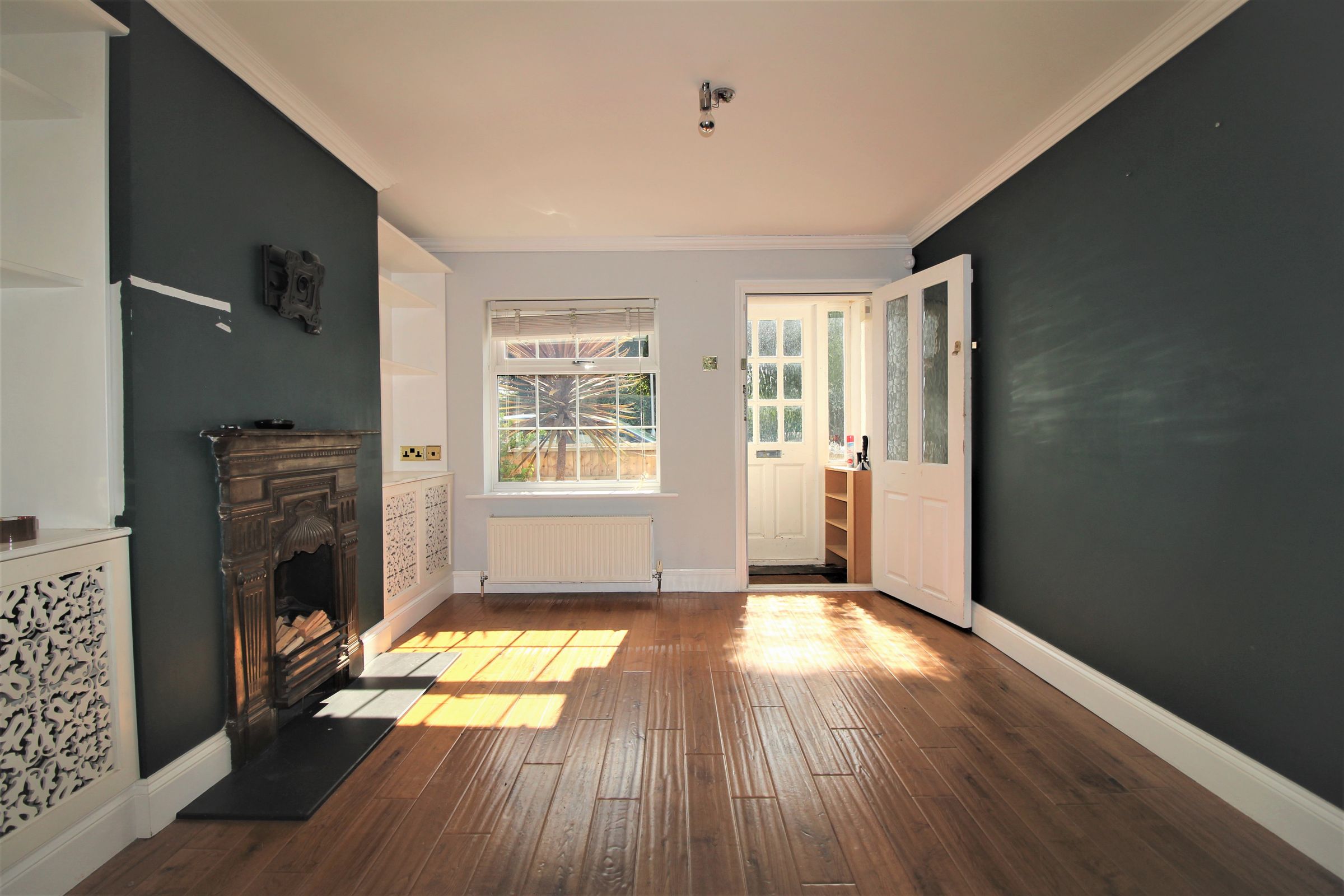 2 bed cottage to rent in Victoria Lane, Harlington, Hayes UB3 Zoopla