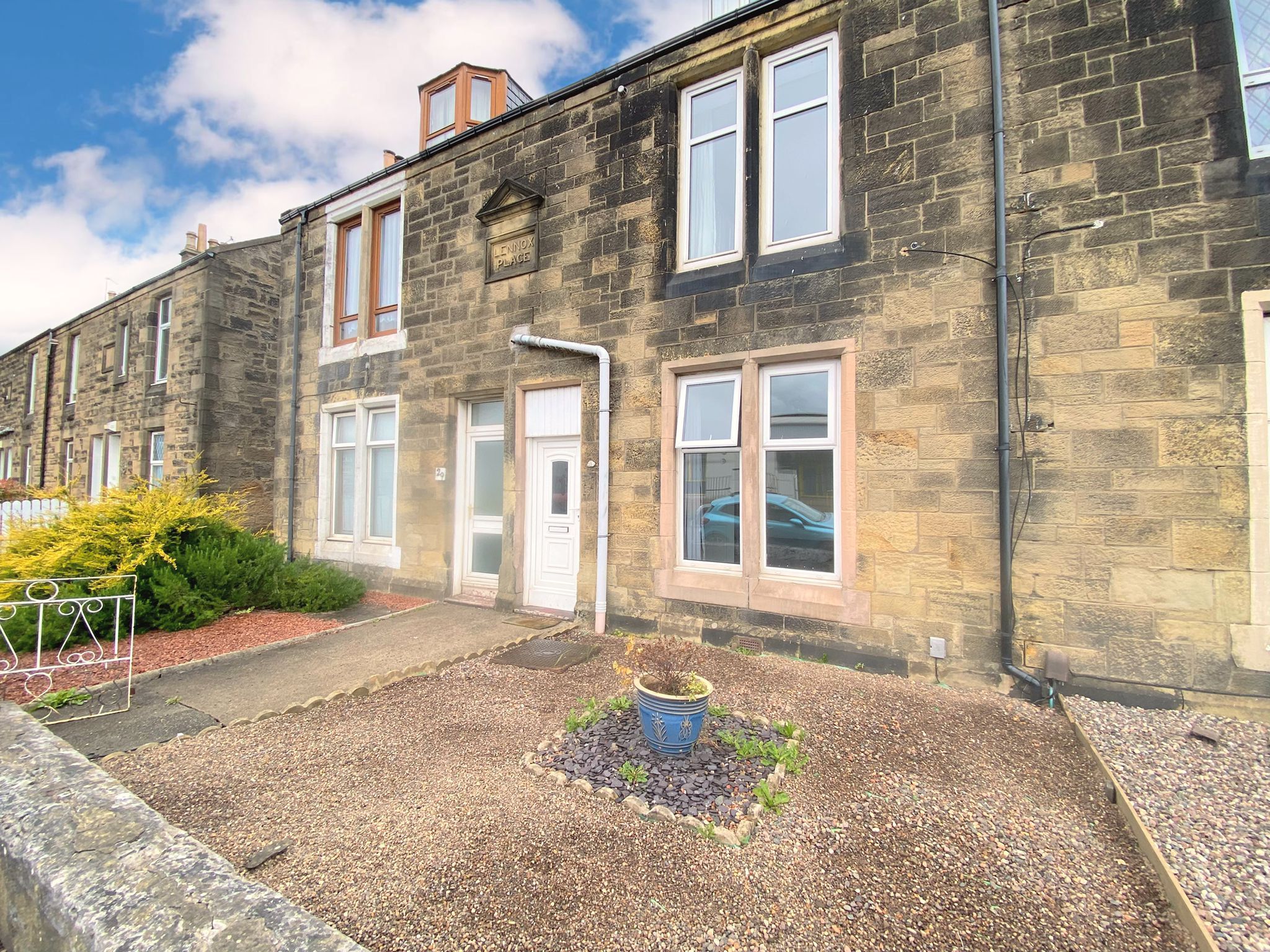 1 bed flat for sale in South Lumley Street, Grangemouth FK3 Zoopla