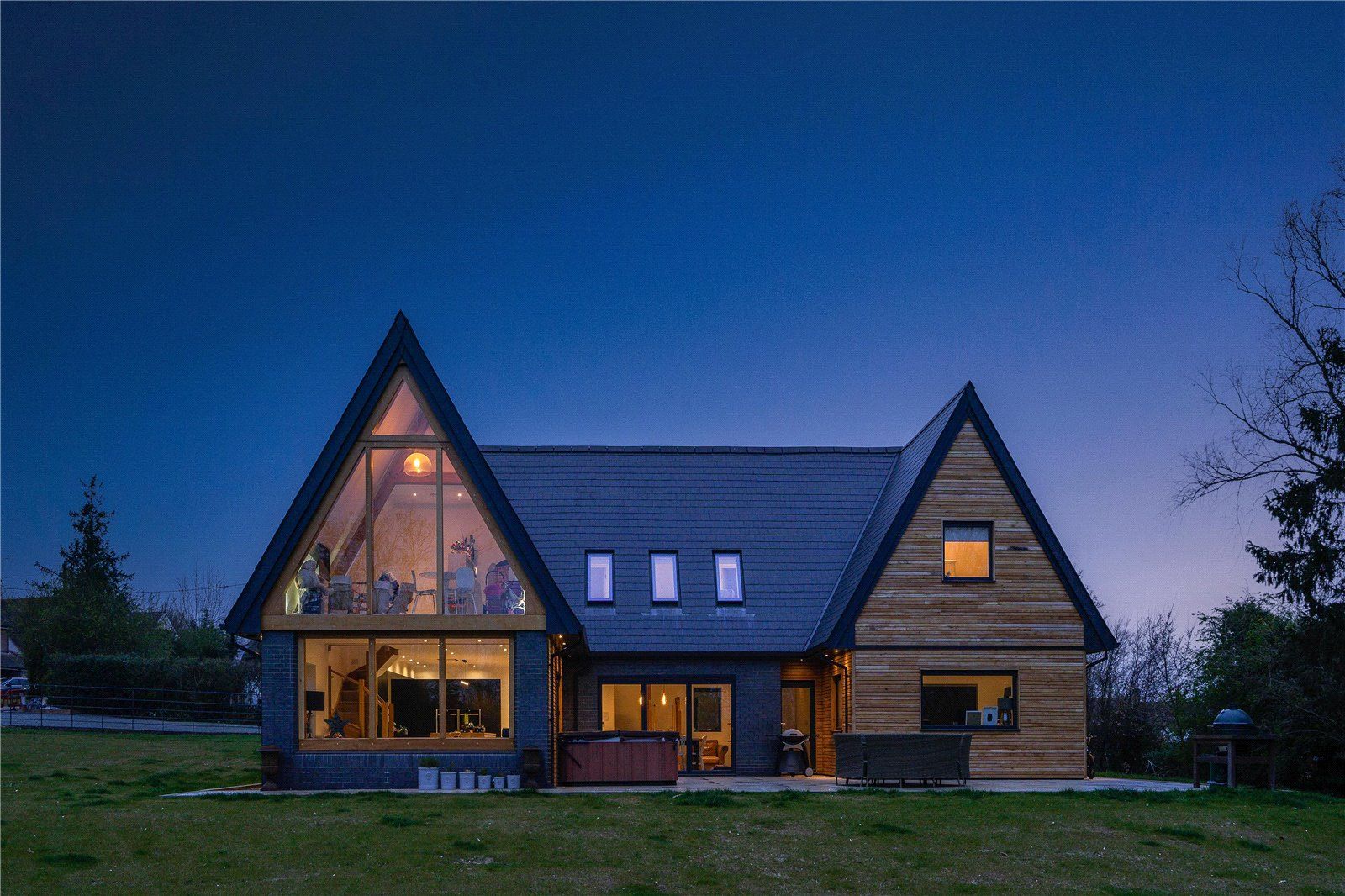 6 bed detached house for sale in Duck Street, Little Easton, Dunmow