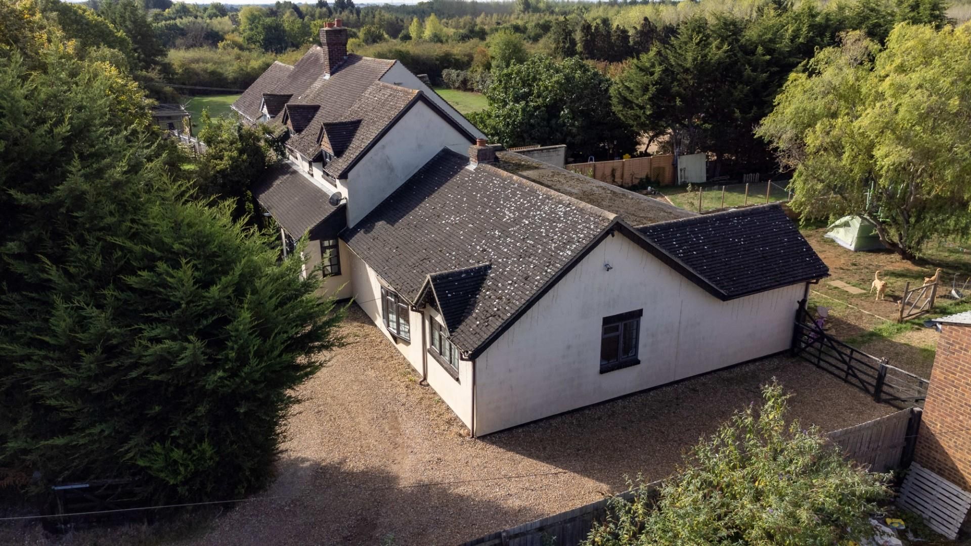 4 bed property for sale in Sutton Road, Potton, Potton SG19 Zoopla