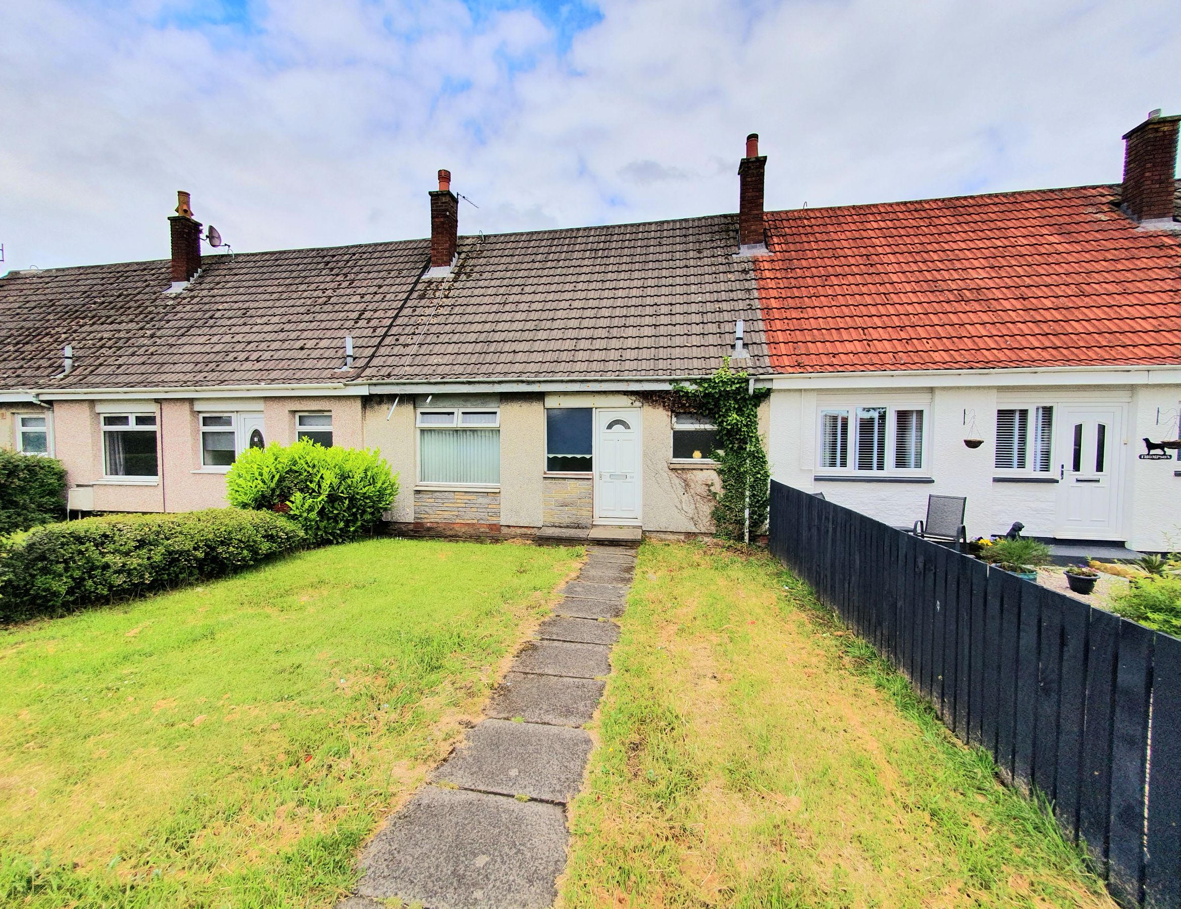 2 bed terraced house for sale in Hawthorn Court, Kilwinning KA13 Zoopla