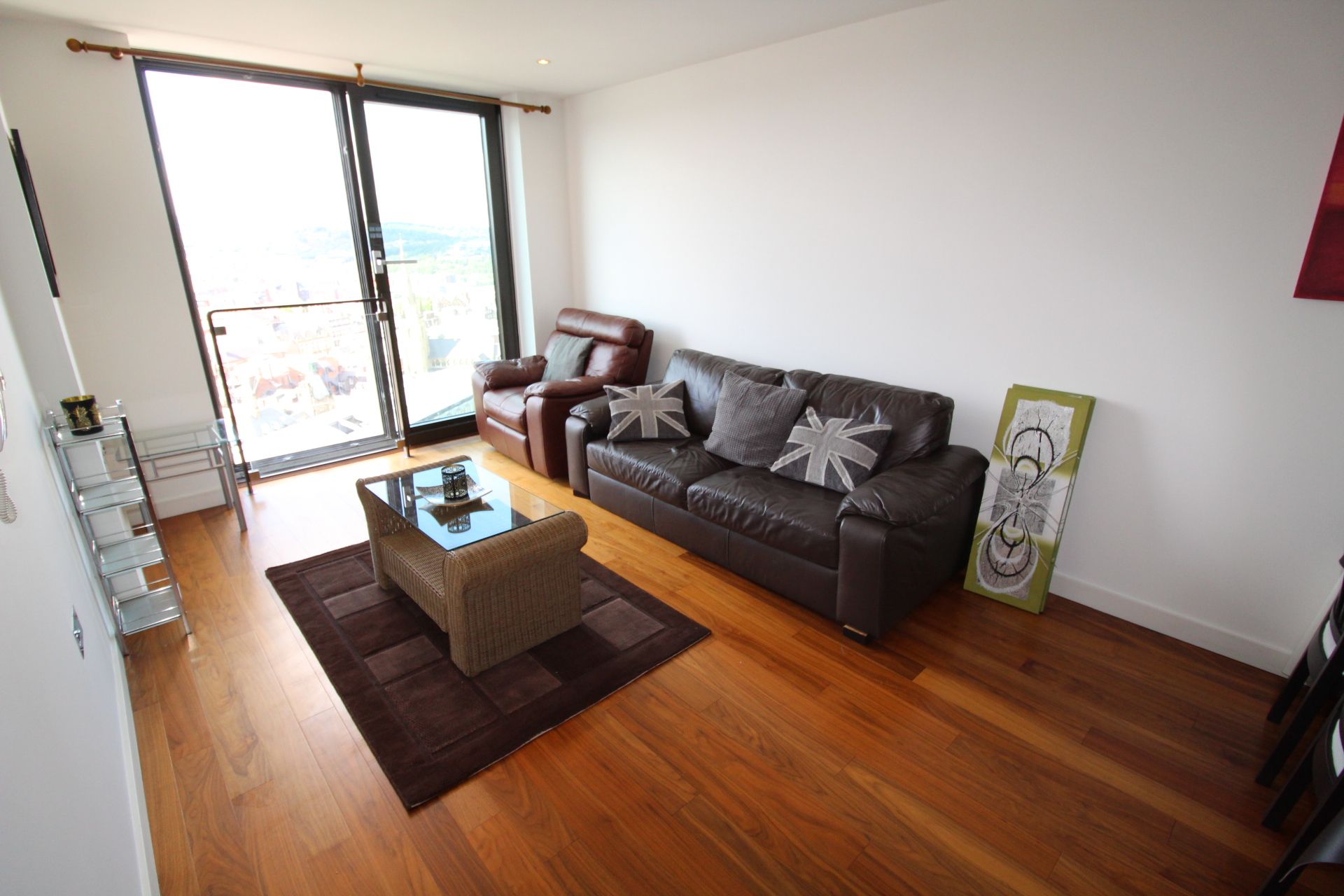 City Loft St Pauls Apartments Sheffield S1  