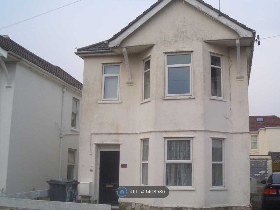Studio to rent in Charminster, Bournemouth BH8 Zoopla