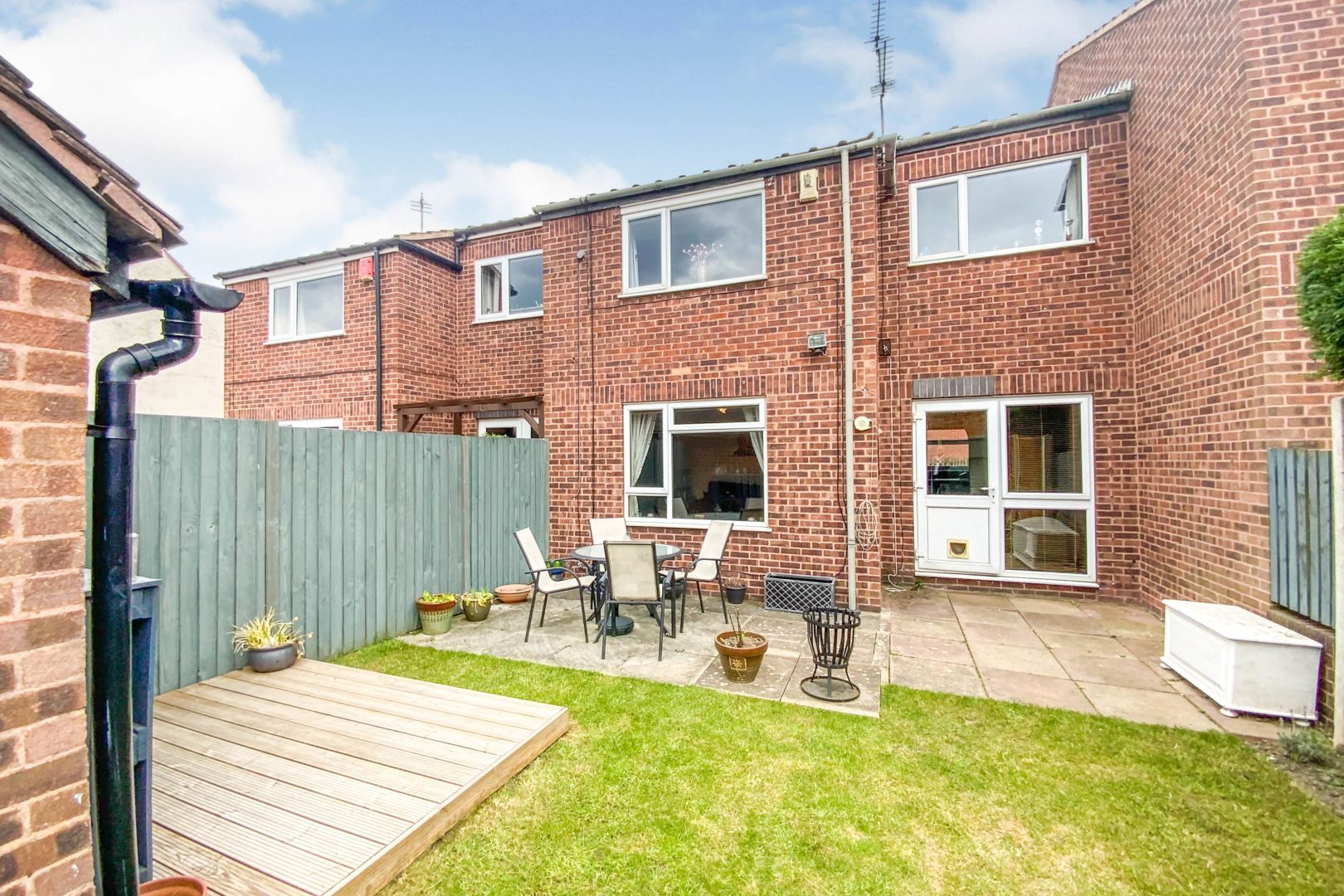 Dudley Close, Leicester LE5  