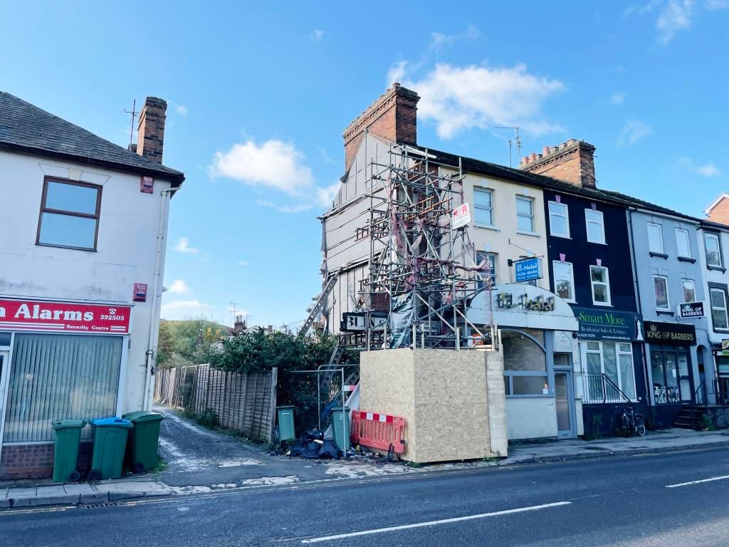 Land for sale in 112 High Street, Aylesbury, Buckinghamshire HP20 Zoopla