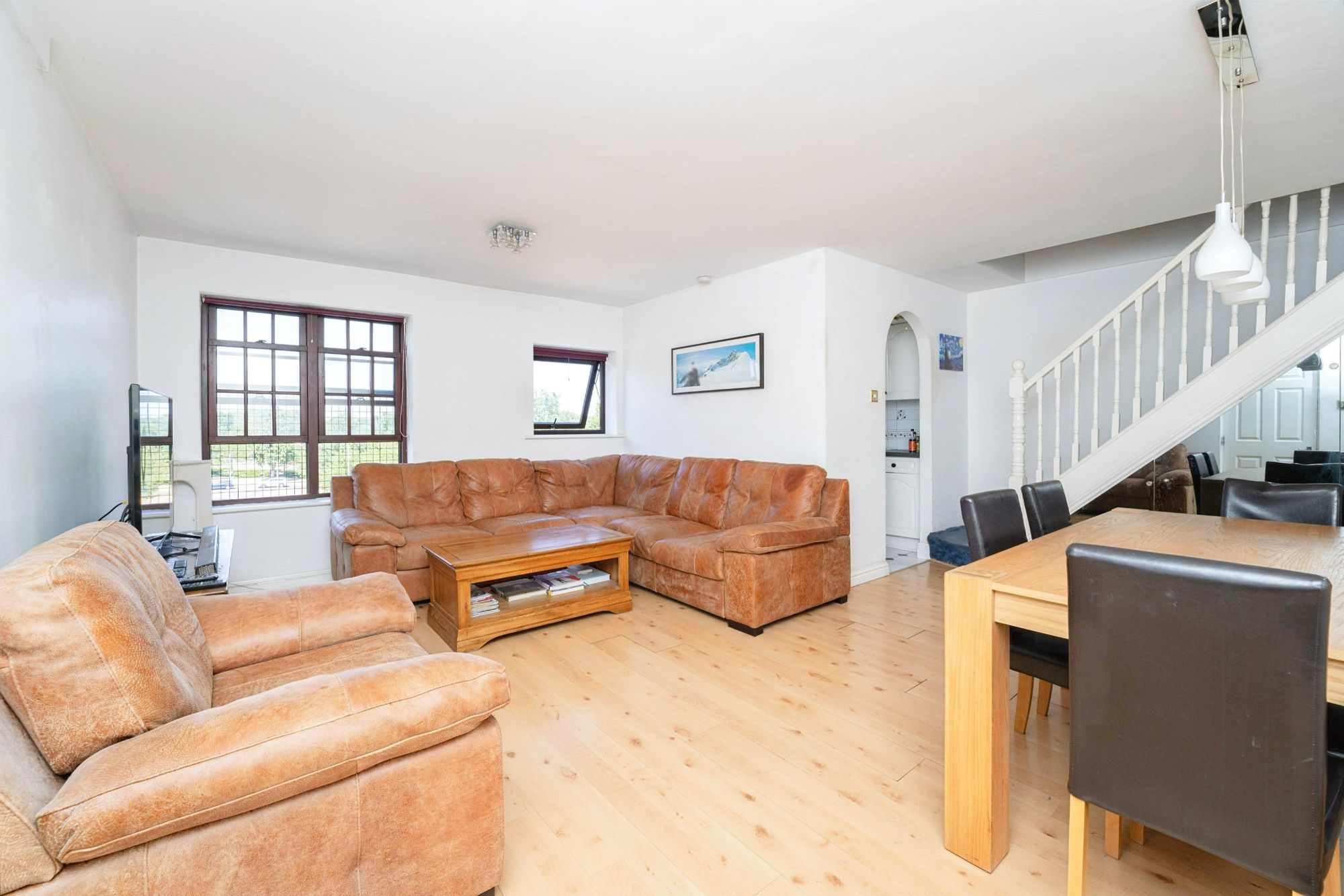 3 bed flat for sale in Comer Crescent, Southall UB2 Zoopla