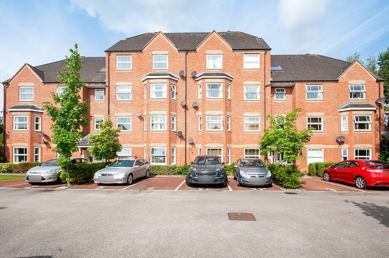 2 bed flat for sale in Templeton Drive, Fearnhead, Warrington WA2 Zoopla