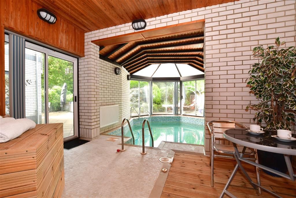 5 bed detached house for sale in Gravel Pit Road, Wootton Bridge, Ryde