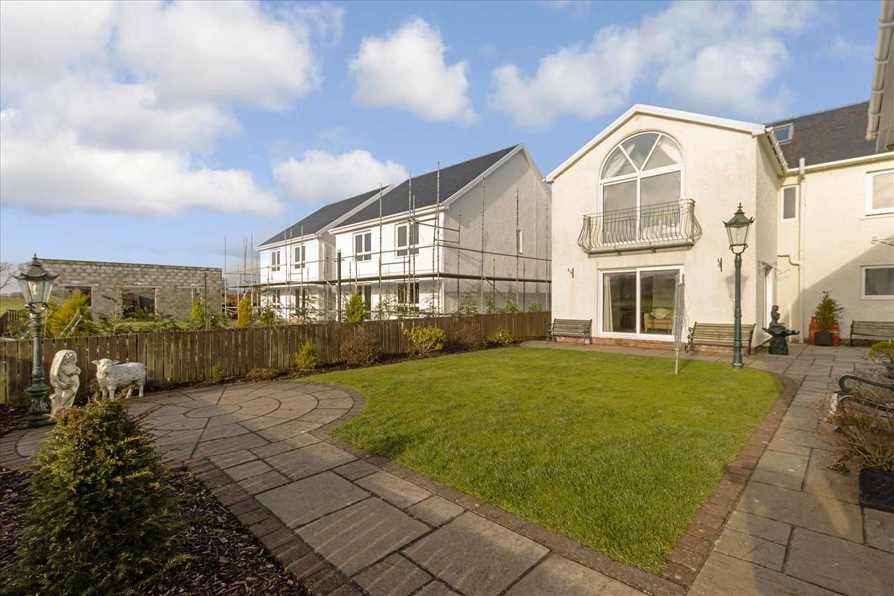 5 bed detached house for sale in Leaburn Cottage, Auldhouse, East Kilbride G75 Zoopla