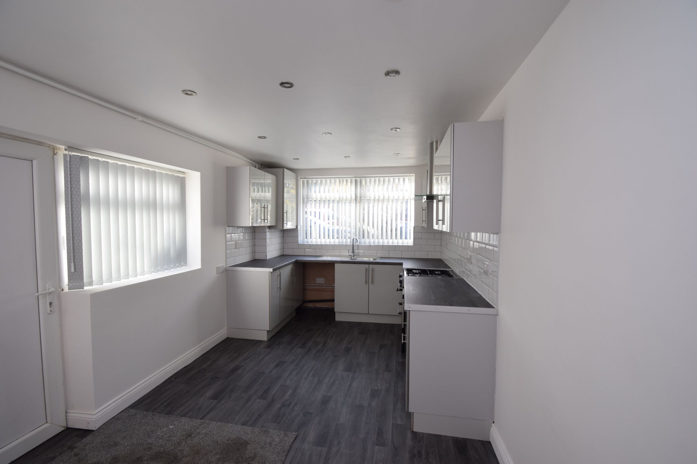 2 bed cottage to rent in Springfield Terrace, Cullingworth, Bradford