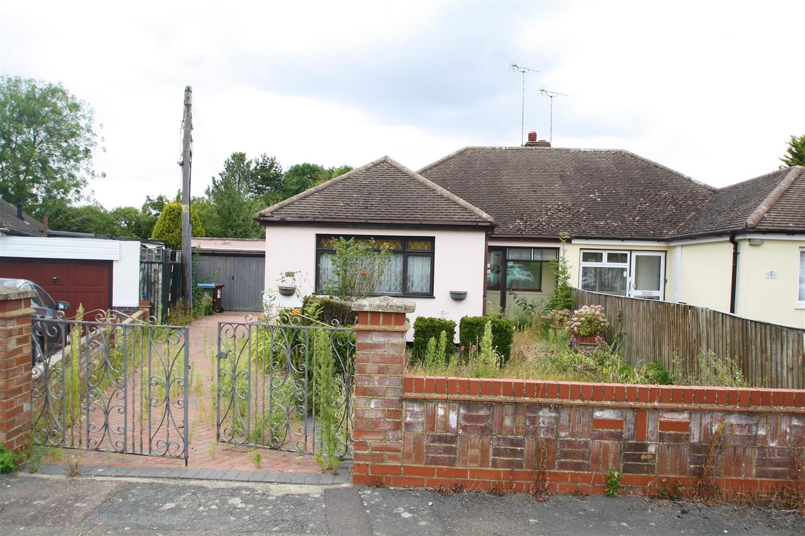 2 bed semidetached bungalow for sale in Warners Road, Newton Longville, Milton Keynes MK17 Zoopla