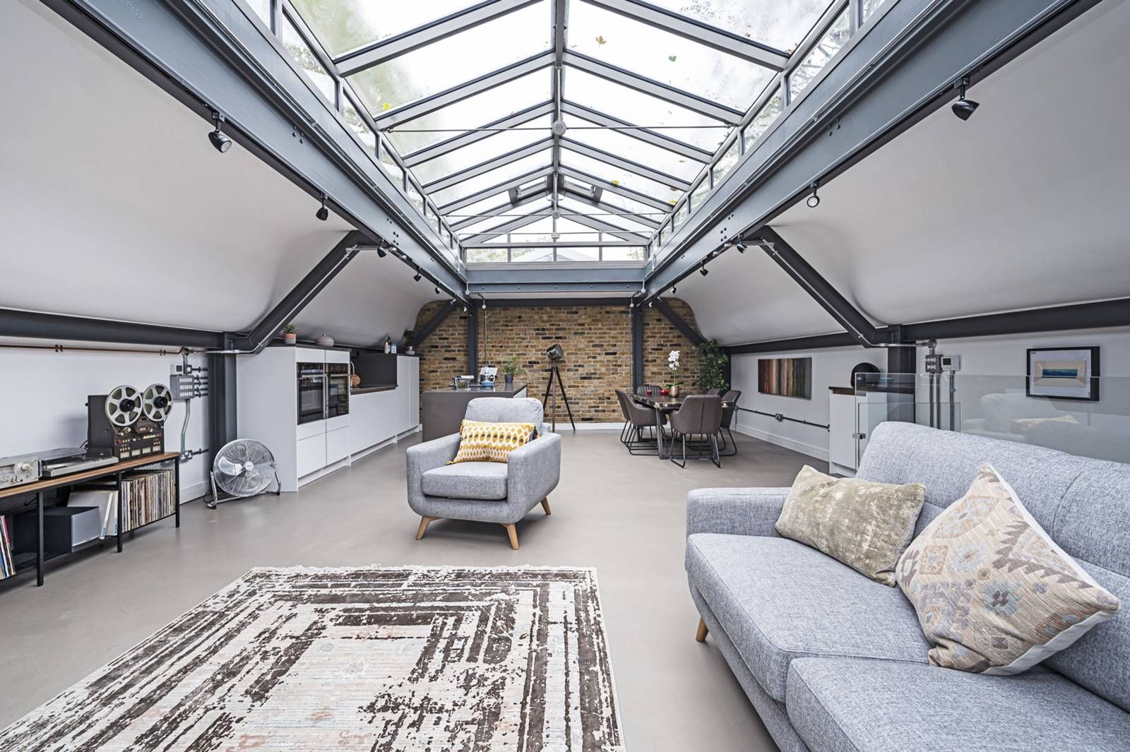 3 bed flat for sale in Parkholme Road, Hackney, London E8 Zoopla