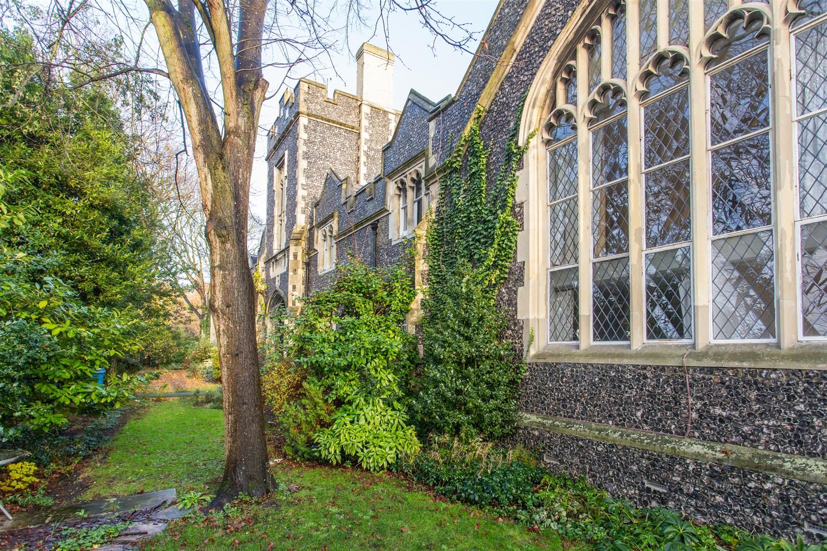 4 bed property to rent in Church Road, Faversham ME13 Zoopla