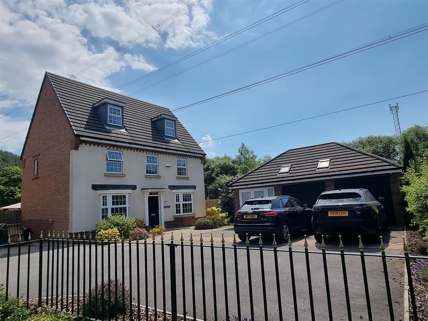 5 bed town house for sale in Ocean View, Jersey Marine, Neath SA10 Zoopla