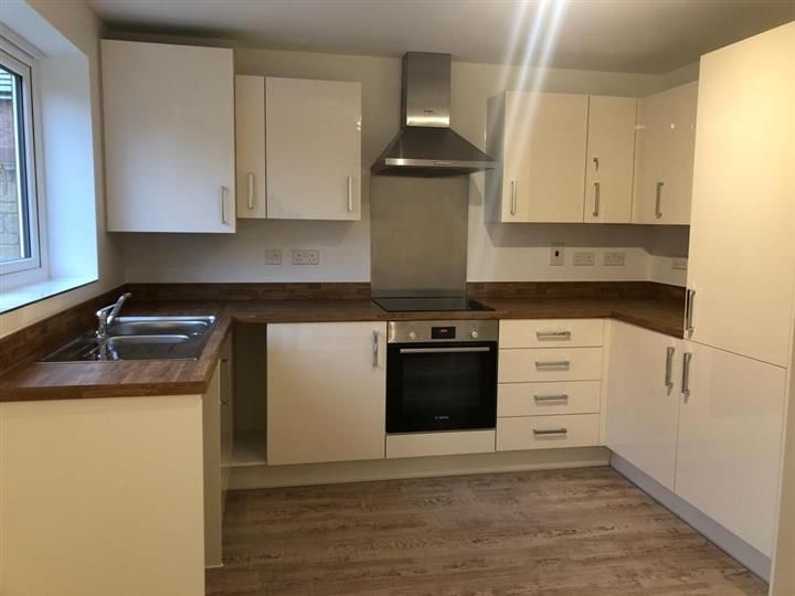 54 Deere Avenue, Chippenham, Wiltshire SN14  