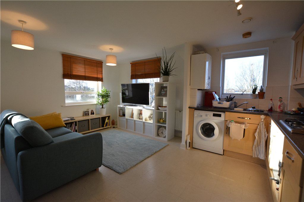 Admirality Close, West Drayton, Middlesex UB7  