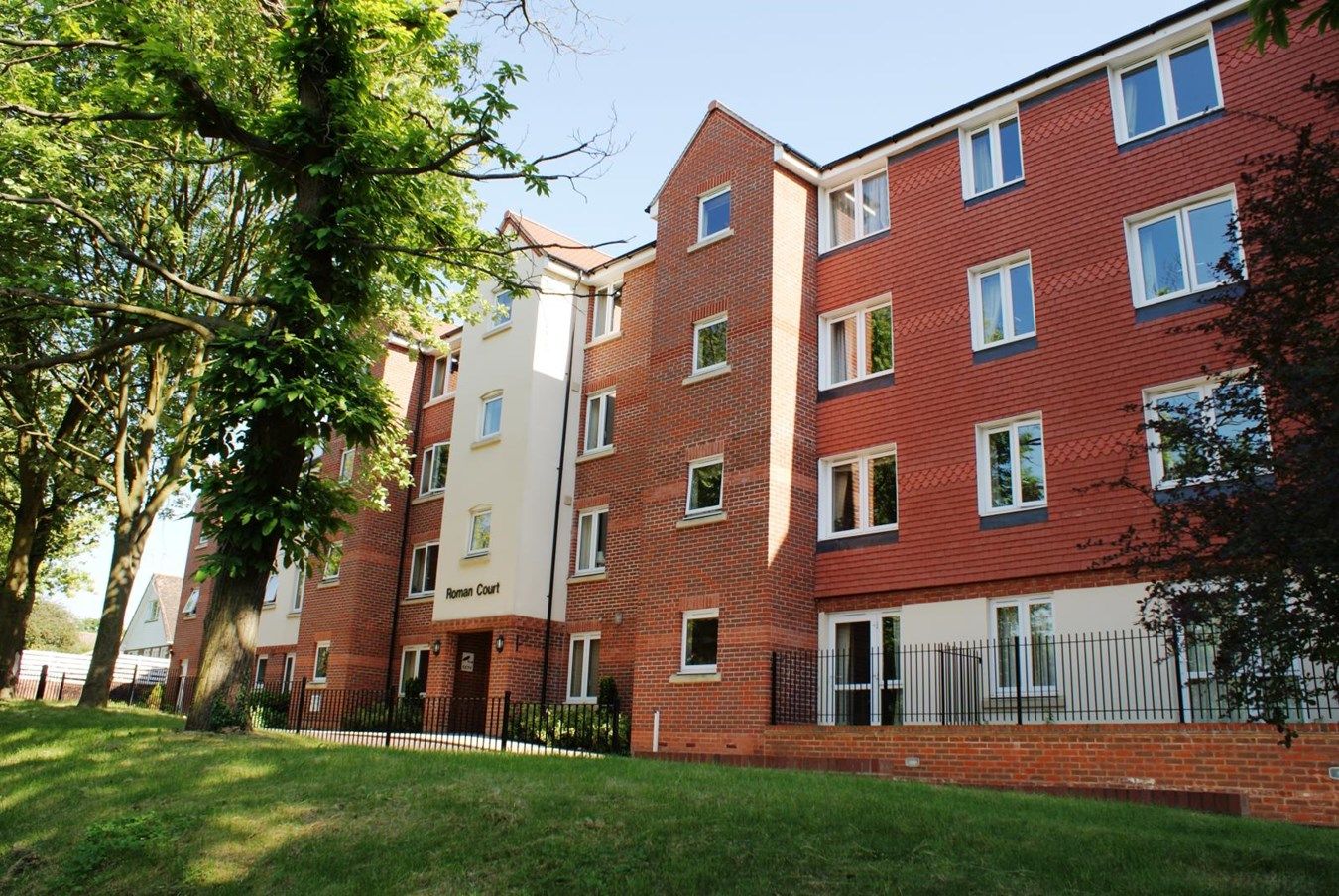 1 bed property for sale in High Street, Edenbridge TN8 Zoopla