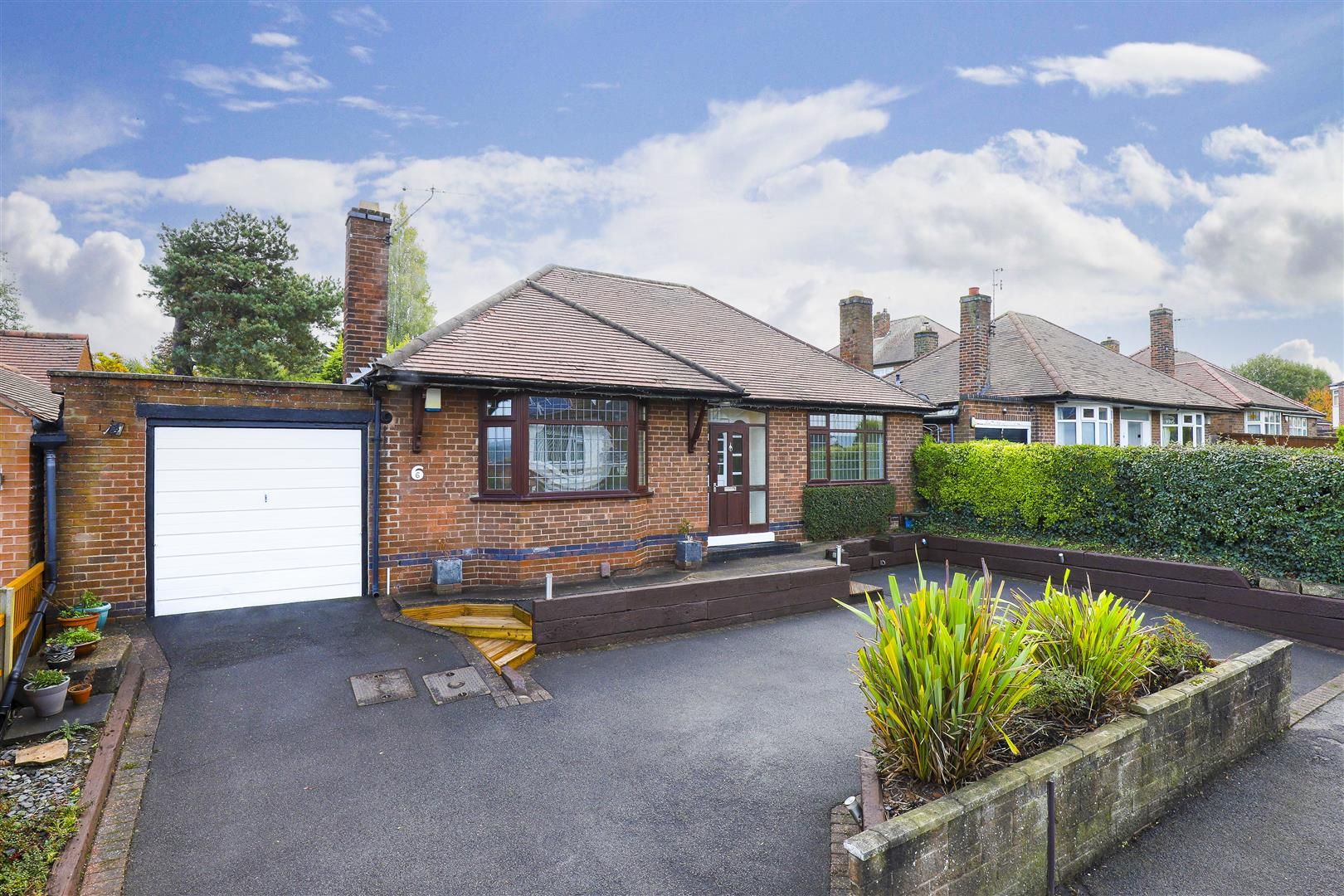 2 bed detached bungalow for sale in Rolleston Drive, Arnold