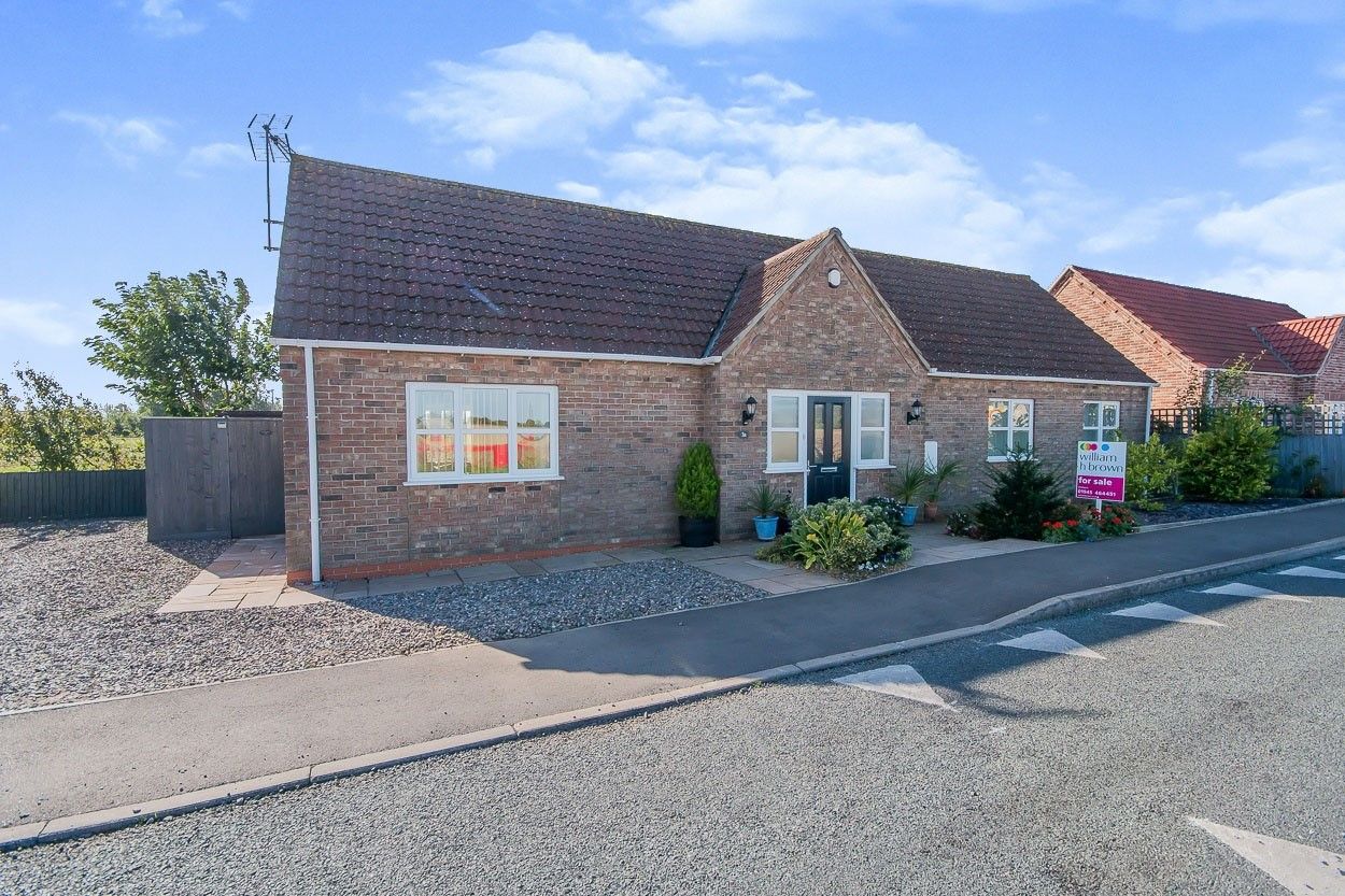 3 bed bungalow for sale in High Road, Gorefield, Wisbech PE13 Zoopla