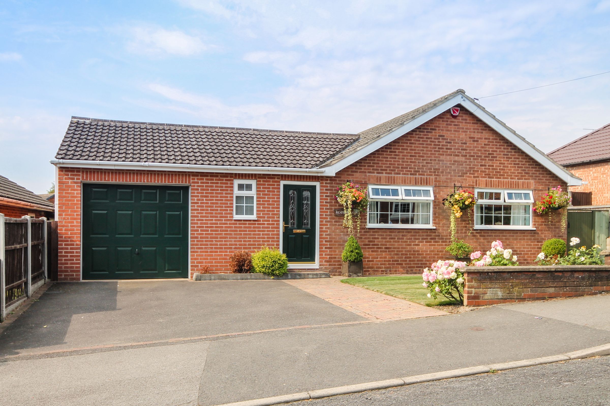 3 bed detached bungalow for sale in Grey Street, Newthorpe NG16 Zoopla