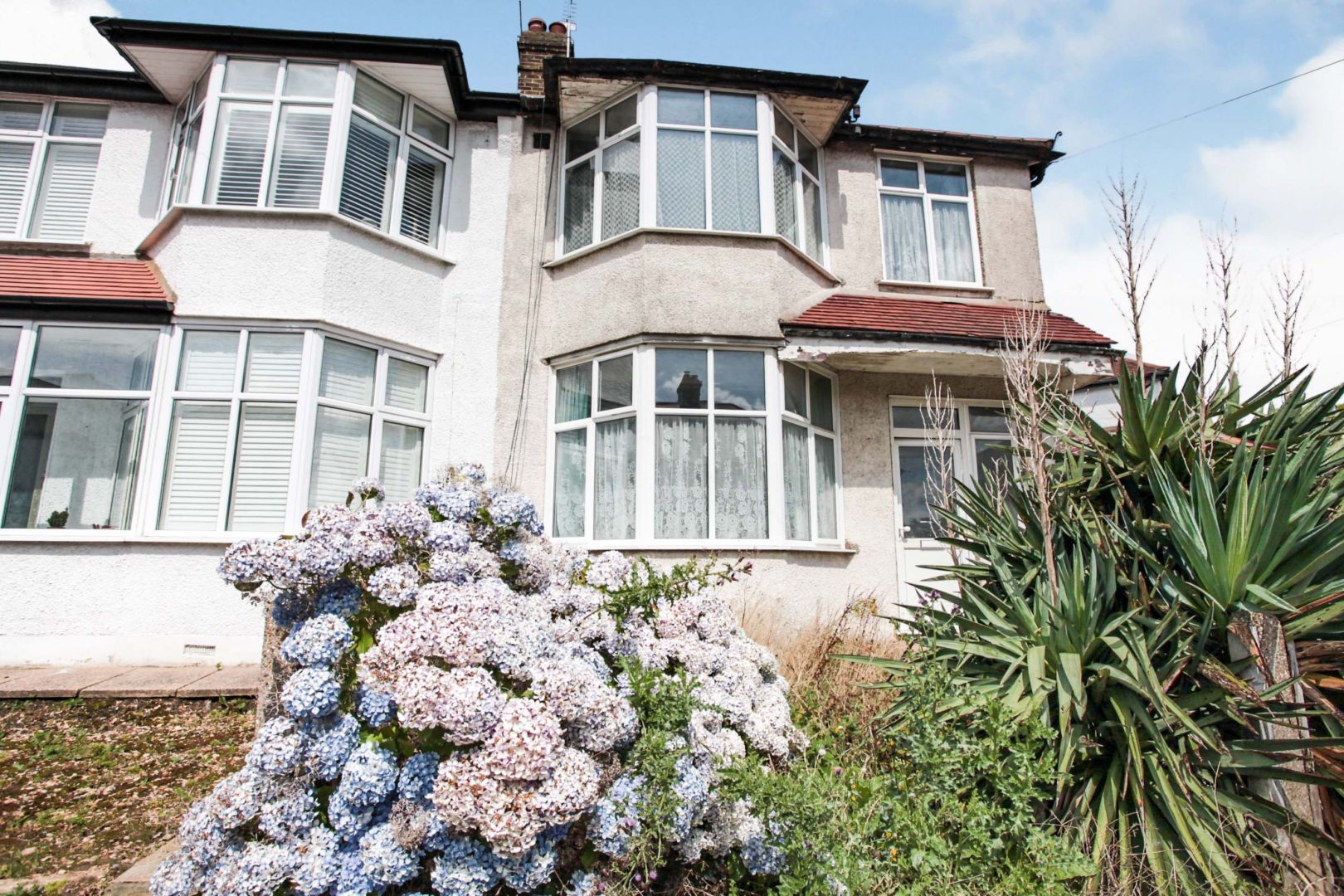 3 bed semidetached house for sale in Hillside Crescent, Enfield EN2 Zoopla