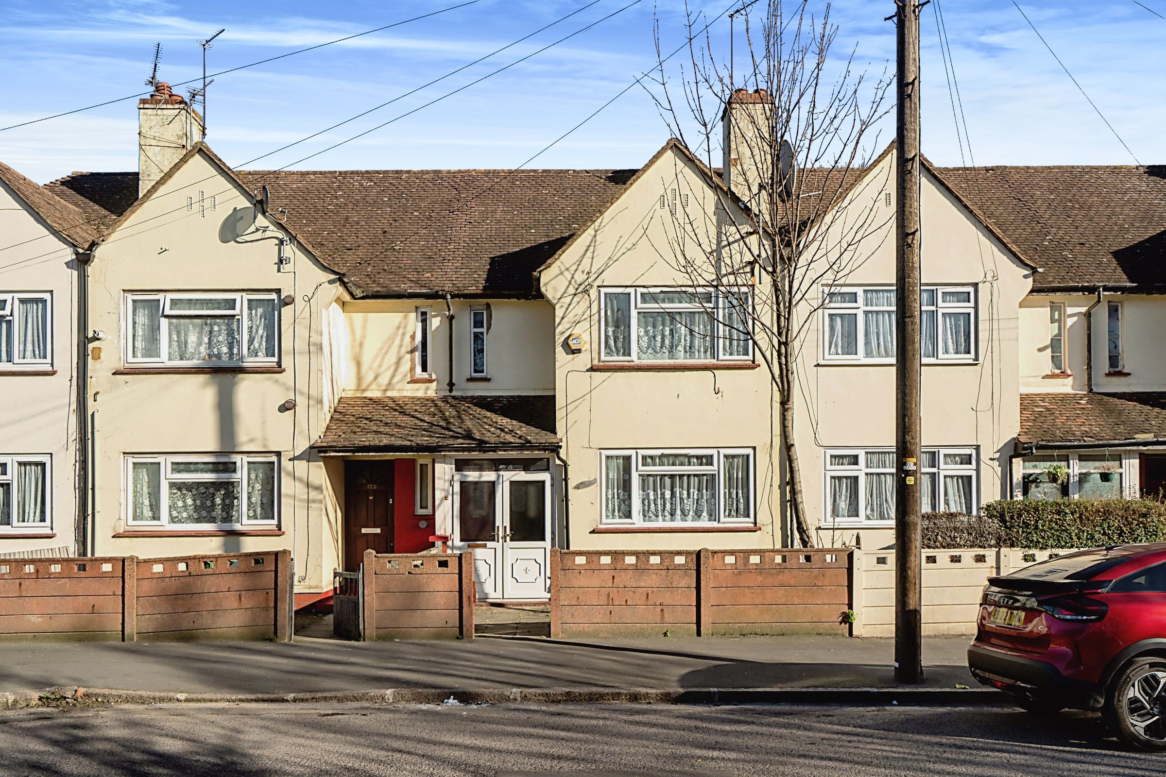2 bed terraced house for sale in Park Avenue, London E6 Zoopla