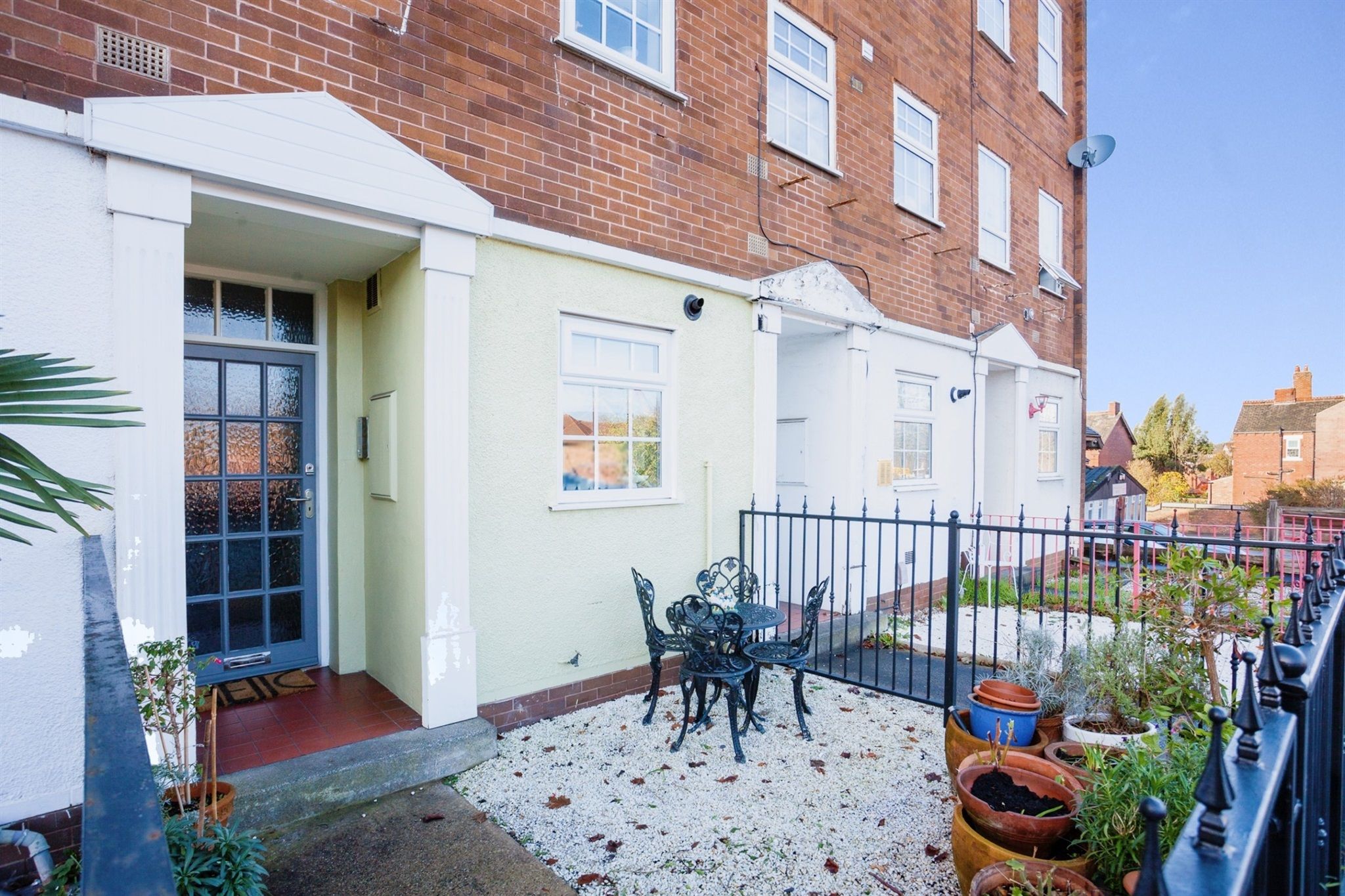 3 bed town house for sale in Wentworth Street, Wakefield WF1 Zoopla