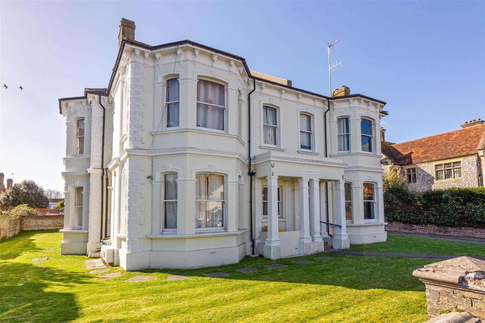2 bed flat for sale in Victoria Road, Worthing BN11 Zoopla