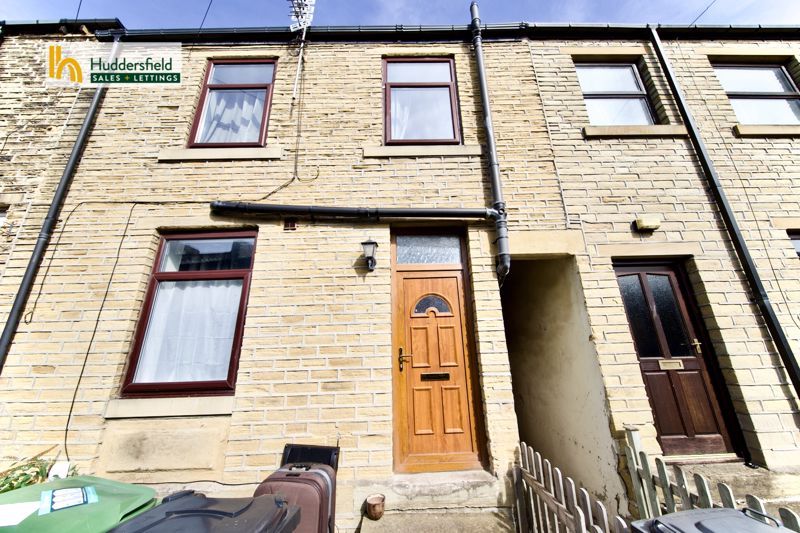 4 bed terraced house for sale in Church Lane, Moldgreen, Huddersfield