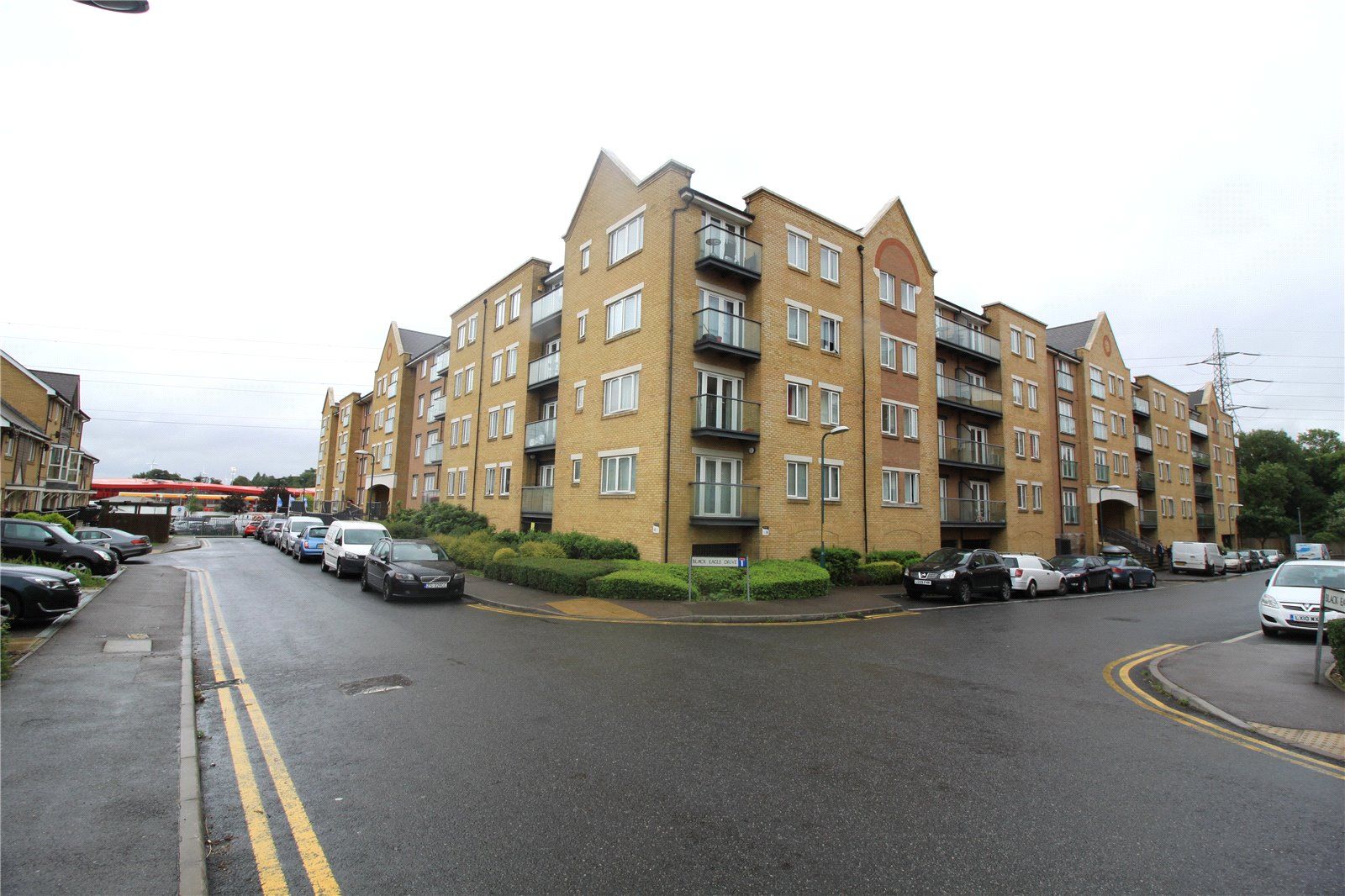 2 bed flat for sale in Phoenix Court, Black Eagle Drive, Northfleet, Gravesend DA11 Zoopla