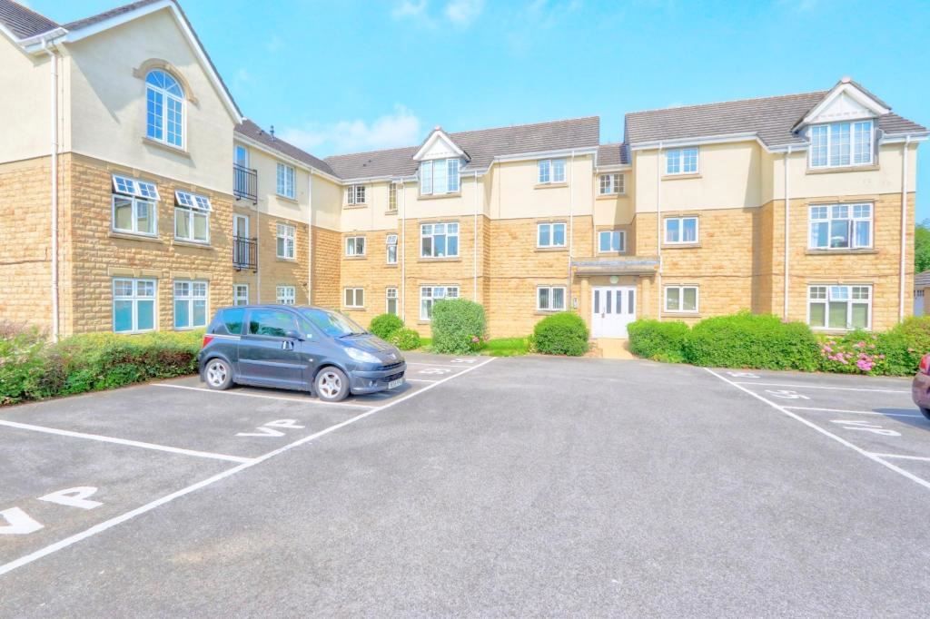 2 bed flat for sale in The Wickets, MartonInCleveland, Middlesbrough