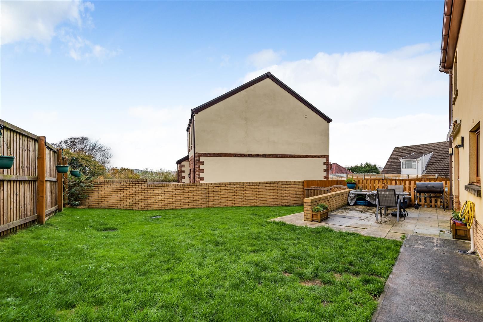 4 bed detached house for sale in Cae Linda, Trimsaran, Kidwelly SA17